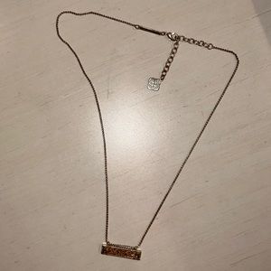 Kendra Scott necklace